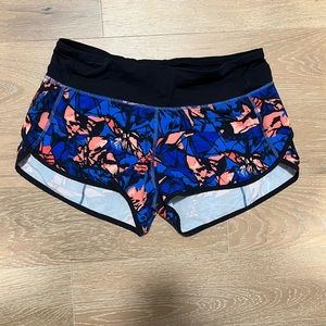 Lululemon run speed short size 4